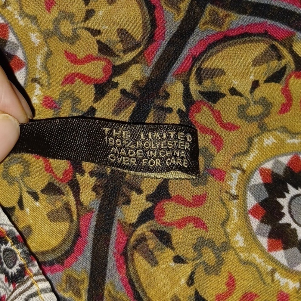 Long Beautiful Brown, Black, White &  Red Scarf/Wrap - Picture 8 of 9